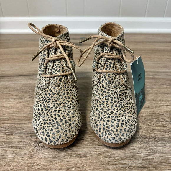 Toms Kala Desert Cheetah Leopard Animal Print Lace Up Wedge Ankle Bootie Boots 6 - Picture 7 of 10